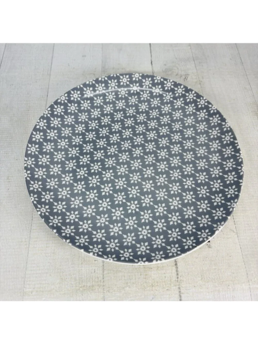 Mainstays FLORAL White Gray Ceramic Round Dishwasher Safe Dinner Plates Set of 4